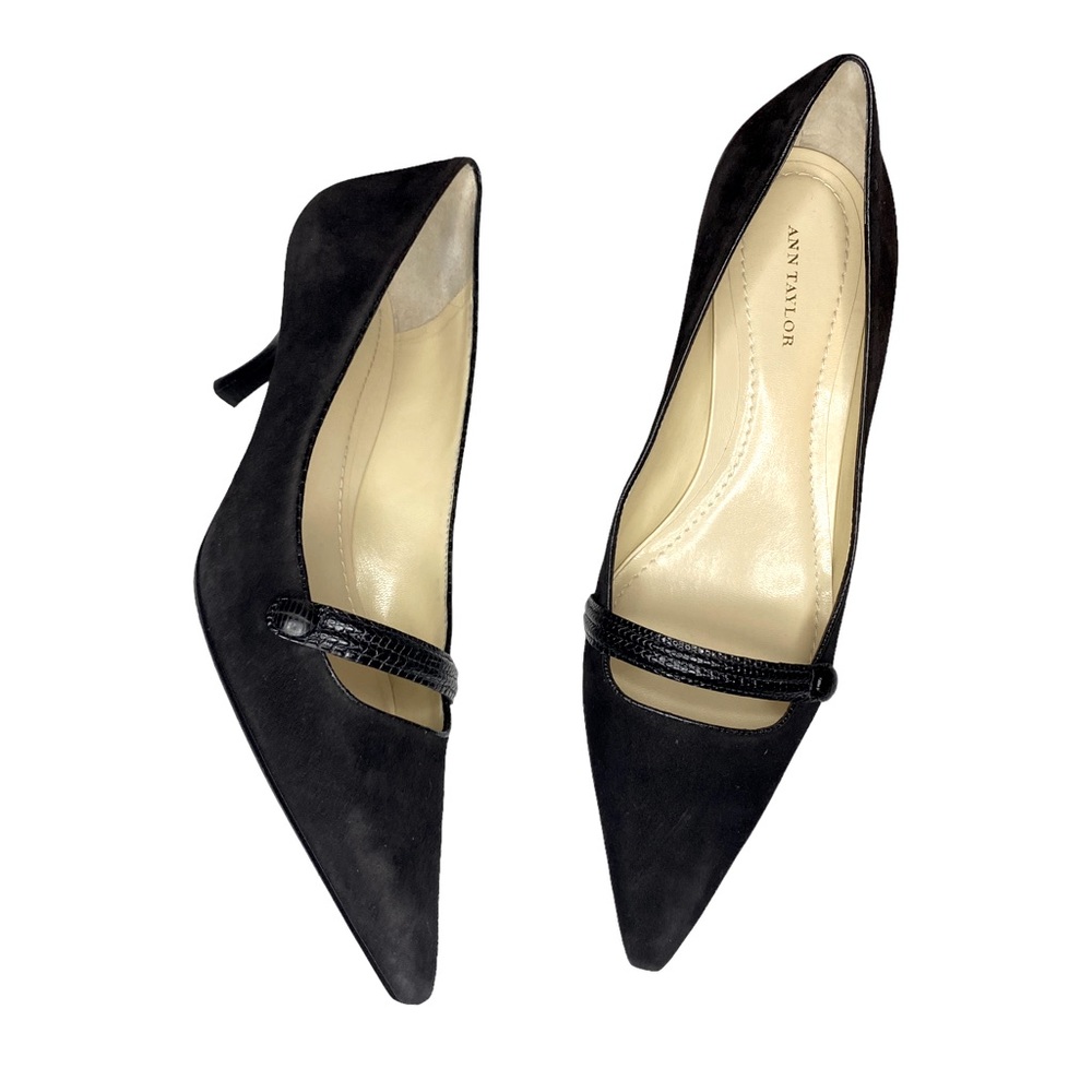 Ann Taylor Black Pointed Toe Heels